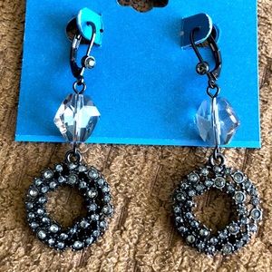 Simply Vera grey sparkly earrings.